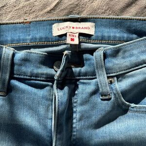 Lucky brand skinny leg jeans never worn